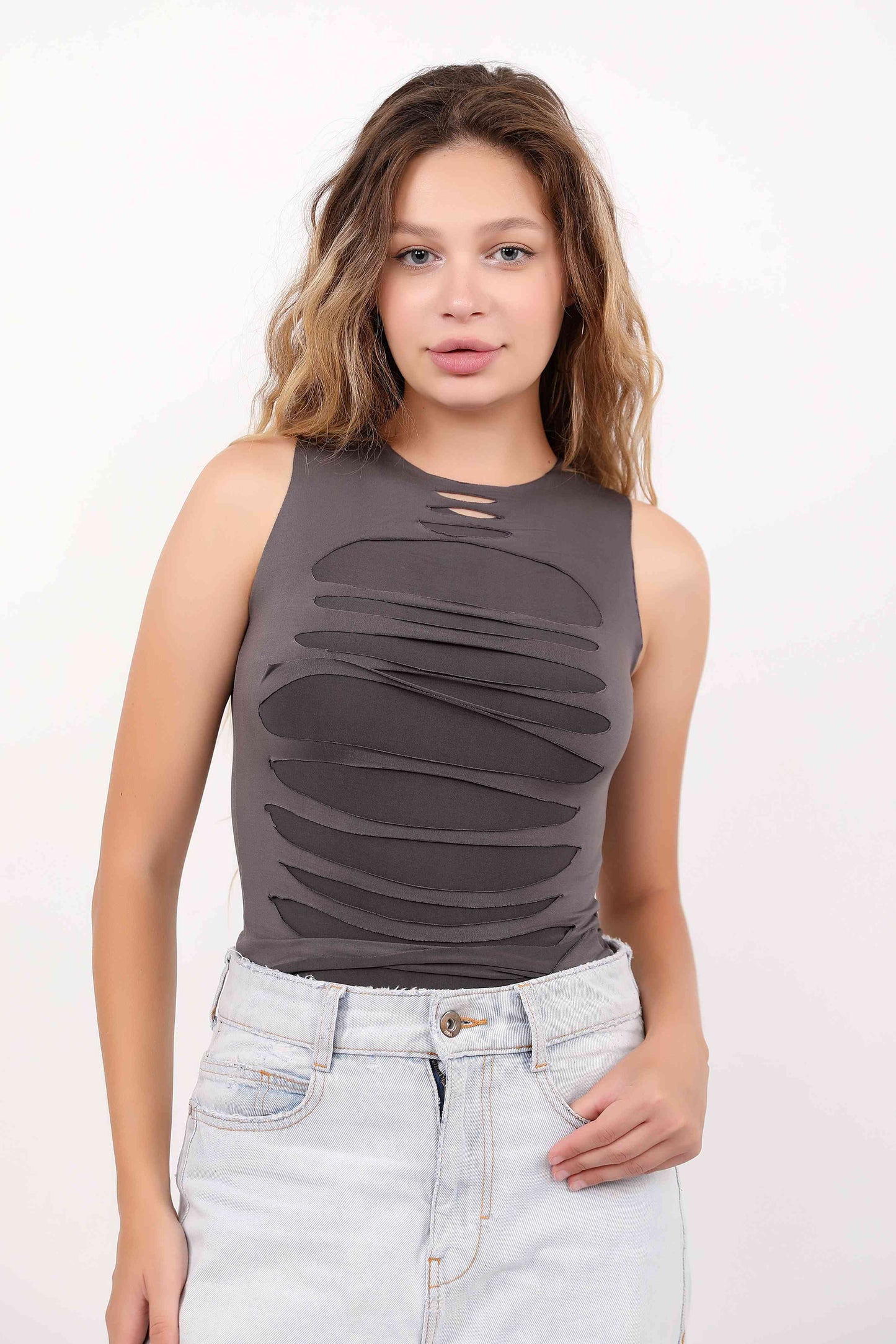 Iron Cut Distessed Top